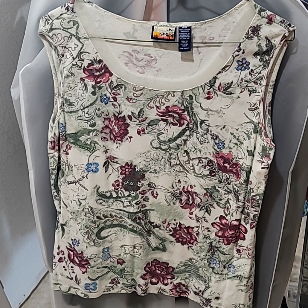 Havana Jack's Cafe sleeveless knit tank. Size M/M. Multi colored.